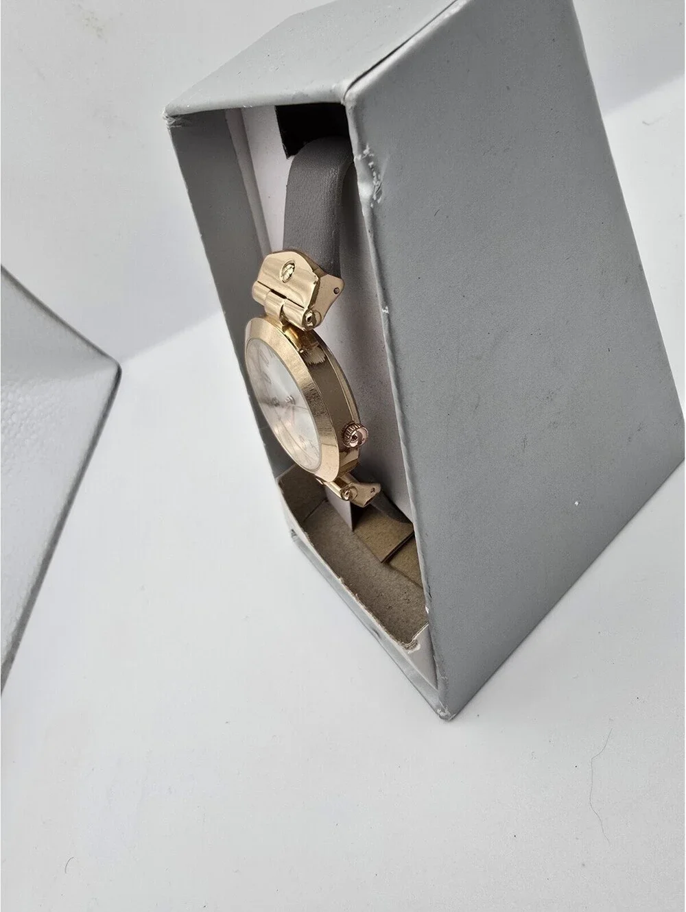 Time and Tru FMDOTT039 Ladies Crystal Accents Watch Gold Tone Grey Strap
